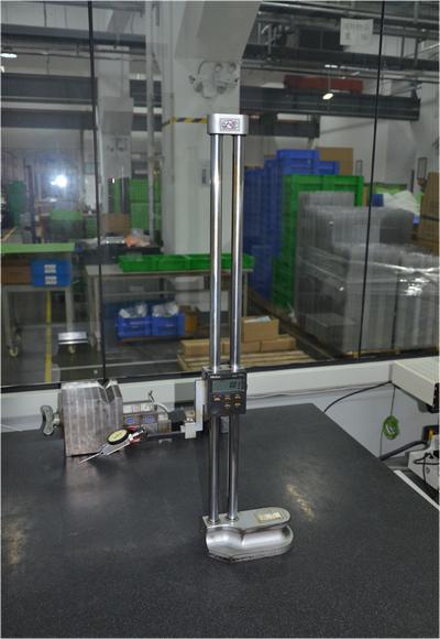 3、精密高度尺.JPG